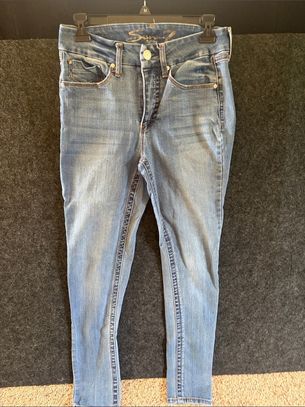 Seven7 Women's Skinny Jeans in Faded Light Blue